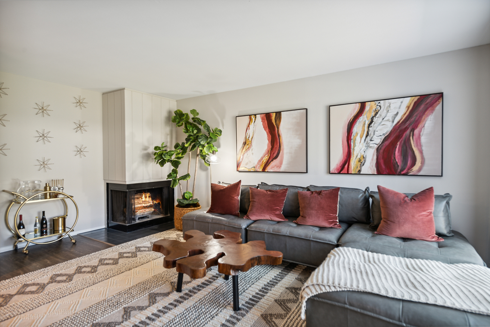 luxury westmont apartment living room
